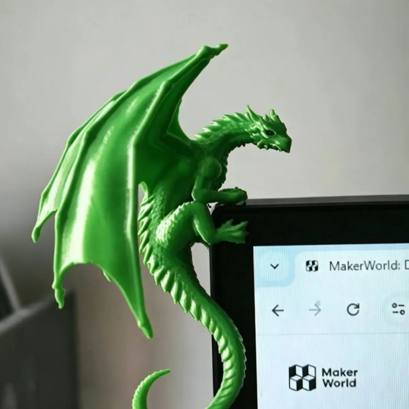 Fajna figurka leżącego smoka,  – Esports Gaming Setup recenzja i cena